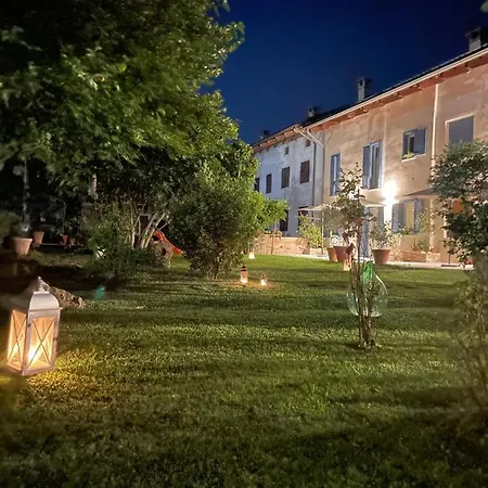 Panzió La Valle Incantata Villanova d'Asti